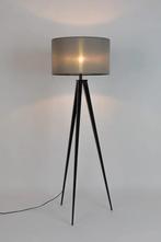 Zuiver Vloerlamp Zwart/Grijs, Huis en Inrichting, Lampen | Vloerlampen, Ophalen, Zo goed als nieuw, Metaal, Modern