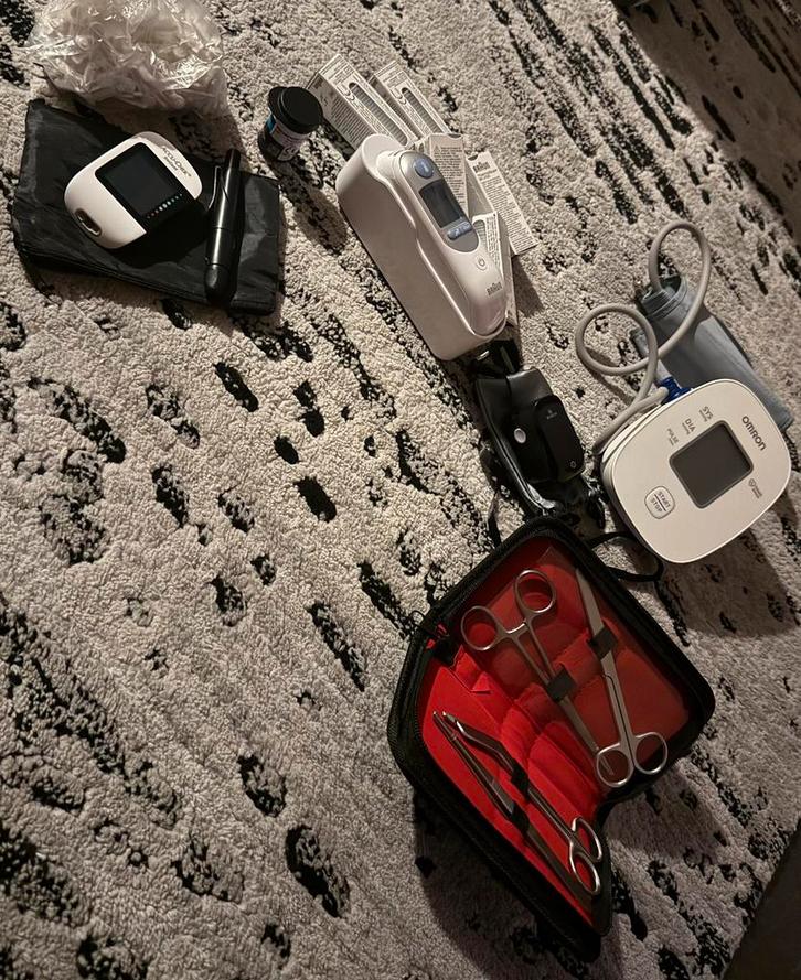 Verpleegkundige set, Diversen, Verpleegmiddelen, Nieuw, Ophalen of Verzenden