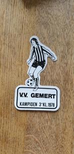 Sticker voetbal vereniging VV Gemert Kampioen 3e kl.  1978, Verzamelen, Ophalen of Verzenden, Zo goed als nieuw