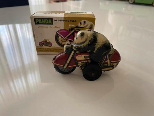 Blikken motorfiets Panda on motorcycle met doosje., Antiek en Kunst, Antiek | Speelgoed, Ophalen of Verzenden