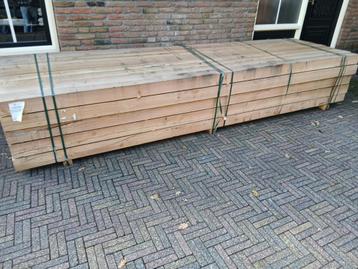 Douglas palen 12 x 12 bij 4 m lang beschikbaar voor biedingen