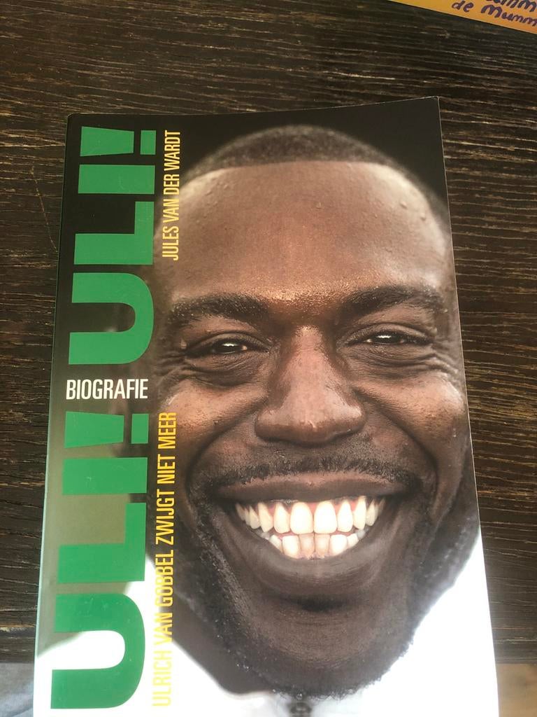 Ulrich - Biografie van een voetballegende, Ophalen of Verzenden, Zo goed als nieuw, Sport