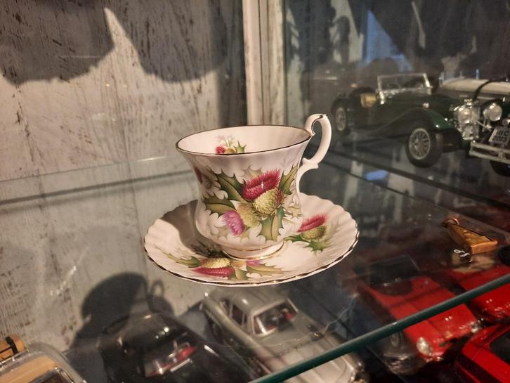 Royal albert kop en schotels royal albert zie omschrijving, Antiek en Kunst, Antiek | Servies los, Ophalen of Verzenden