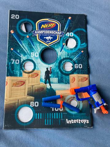 Mini Nerf pistool met target bord beschikbaar voor biedingen