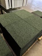 Tapijttegels 50x50 cm groen / zwart 550m2, Ophalen, Gebruikt, Q, 75 m² of meer