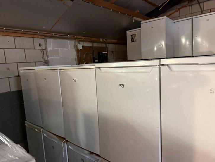 Partij gebruikte tafelmodellen koelkast met vriesvak, Witgoed en Apparatuur, Koelkasten en IJskasten, Gebruikt, Met vriesvak, 100 tot 150 liter