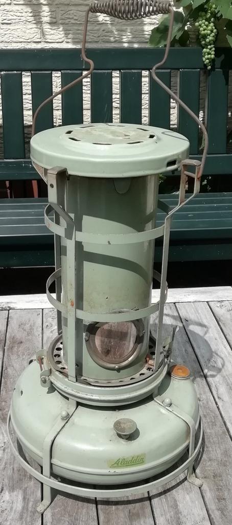 Aladdin Petroleum Kachel Vintage, Huis en Inrichting, Kachels, Zo goed als nieuw, Petroleumkachel, Overige brandstoffen, Ophalen