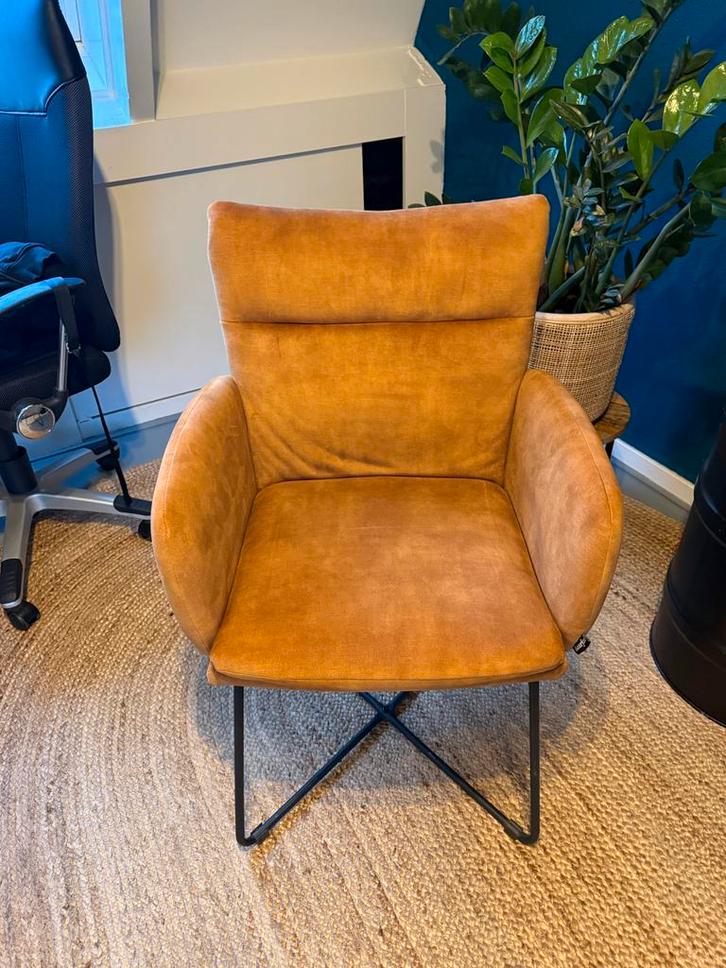 Goudgele Velvet Fauteuil - Zo Goed Als Nieuw!, Huis en Inrichting, Fauteuils, Zo goed als nieuw, Stof, 50 tot 75 cm, Minder dan 75 cm