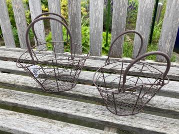 SUPER LEUKE METALEN MANDJES SET VAN GAAS IN ROESTBRUIN  beschikbaar voor biedingen