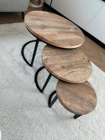 Salontafel set van 3 – mango hout & staal beschikbaar voor biedingen