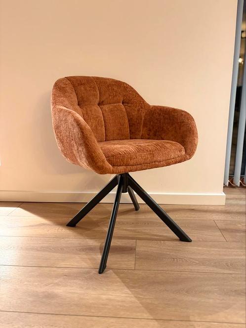 Eetkamerstoel terra stof draaibaar nieuw uit voorraad, Huis en Inrichting, Stoelen, Nieuw, Vijf, Zes of meer stoelen, Stof, Bruin