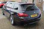 BMW 5 Serie Touring 528i High Luxury Edition | Navigatie | C, Auto's, BMW, Automaat, Gebruikt, 4 cilinders, Bluetooth