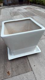 Mooie witte bloempot met  schotel Ikea, Ophalen of Verzenden, Zo goed als nieuw, Rond, Minder dan 60 cm