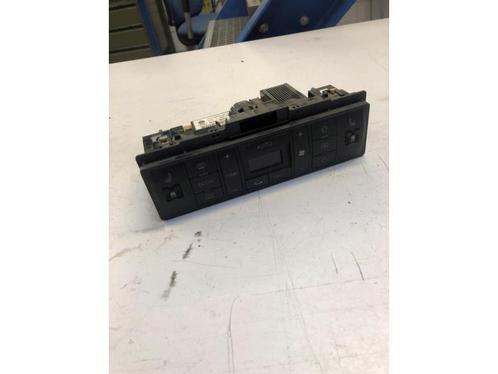 Kachel Bedieningspaneel van een Audi A4, Auto-onderdelen, Dashboard en Schakelaars, Gebruikt, 3 maanden garantie, Ophalen of Verzenden