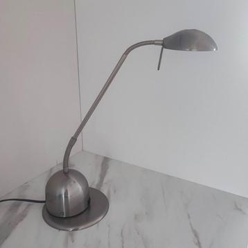 bureaulamp beschikbaar voor biedingen