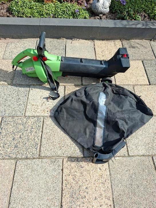 Bladblazer bladzuiger, Tuin en Terras, Bladblazers, Zo goed als nieuw, Handgedragen, Elektrisch, Met opvangzak, Met neuswiel, Met zuigfunctie
