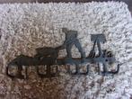 MUURREK MET 8 HAKEN/BOER DIE OP HET LAND WERKT HEEL APART, Antiek en Kunst, Curiosa en Brocante, Ophalen