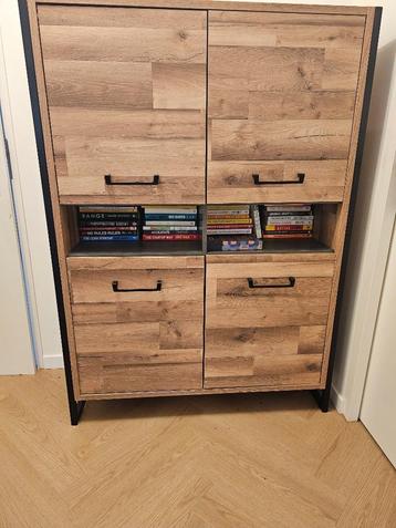 Almost New Bookshelf – Stylish & Sturdy beschikbaar voor biedingen