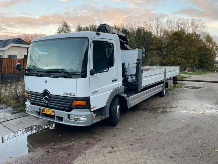 Mercedes met kraan, Auto's, Vrachtwagens, Particulier, ABS, Achteruitrijcamera, Airbags, Airconditioning, Parkeersensor, Radio