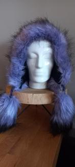 Warme, gevoerde muts met bontrand en pompons, Starling, Ophalen of Verzenden, Zo goed als nieuw, Muts