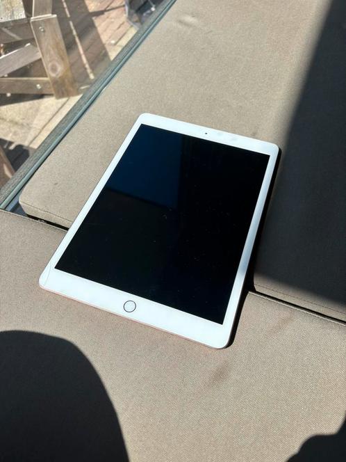 apple ipad rose 8e generatie, Computers en Software, Apple iPads, Gebruikt, Apple iPad, Wi-Fi, 10 inch, 128 GB, Rose Goud, Ophalen of Verzenden