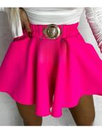 Uitlopende dames short met gouden riem, Kleding | Dames, Broeken en Pantalons, Kort, Verzenden, SH FAMILY THANH SON NGUYEN Aleja Krakowska 109 02-180 Warszawa, Polska