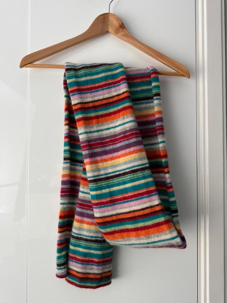 benetton multicolor wool sjaal, Kleding | Dames, Mutsen, Sjaals en Handschoenen, Zo goed als nieuw, Sjaal, Verzenden