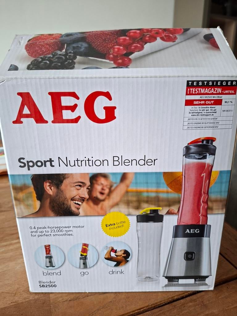 nutrition sportblender aeg, Minder dan 1 liter, Ophalen of Verzenden, Nieuw, 3 snelheden of meer