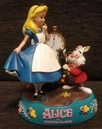 Alice in wonderland and White rabbit, Verzamelen, Disney, Ophalen of Verzenden, Beeldje of Figuurtje