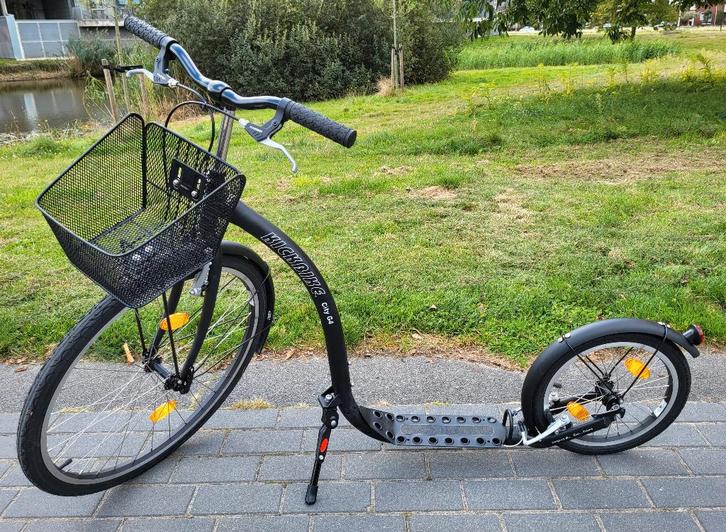 Als nieuw Kickbike City G4 zwart. Is een mooie compacte step, Fietsen en Brommers, Steps, Zo goed als nieuw, Kickbike, Ophalen