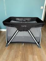 Nuna Sena campingbedje/box - Zo goed als nieuw!, Ophalen, Zo goed als nieuw, Rechthoekig, In hoogte verstelbaar