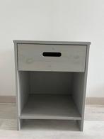 WOOOD nachtkastje lichtgrijs geborsteld, Ophalen, Minder dan 45 cm, Zo goed als nieuw, Minder dan 55 cm
