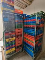 Diverse kratten: groente, brood, koelbox, Ophalen