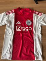 Ajax Thuis Shirt 25/26 - Nieuw - Maat M & L, Maat 48/50 (M), Nieuw, Ophalen of Verzenden, Voetbal