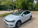 VW Polo 1.0 TSI BEATS/PANO/KEYLESS BOMVOL OPTIES!, 95 pk, Wit, Particulier, 1080 kg