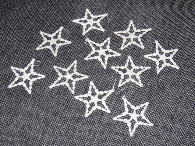 10 witte kerstboomhangers ster met glitter, Diversen, Kerst, Ophalen of Verzenden, Zo goed als nieuw