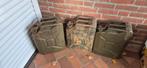 Oude Jerrycans - Militaria, Ophalen of Verzenden, Overige soorten, Nederland, Overige typen
