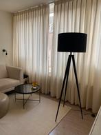 Zwarte vloerlamp Zuiver, Huis en Inrichting, Lampen | Vloerlampen, Ophalen, Zo goed als nieuw, Metaal, 150 tot 200 cm