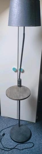 Staande lamp grijs met tafeltje, Ophalen, Gebruikt, 150 tot 200 cm