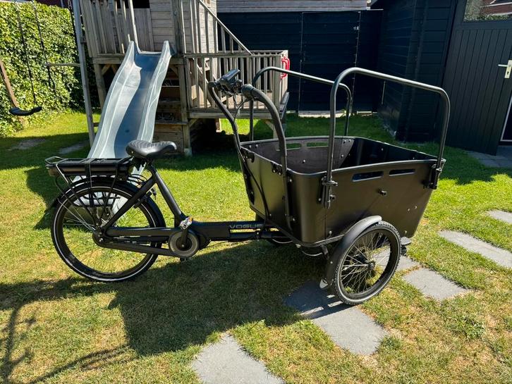 Vogue Carry 3 bakfiets - slechts 282 km mee gereden, Fietsen en Brommers, Fietsen | Bakfietsen, Zo goed als nieuw, 4 kinderen of meer