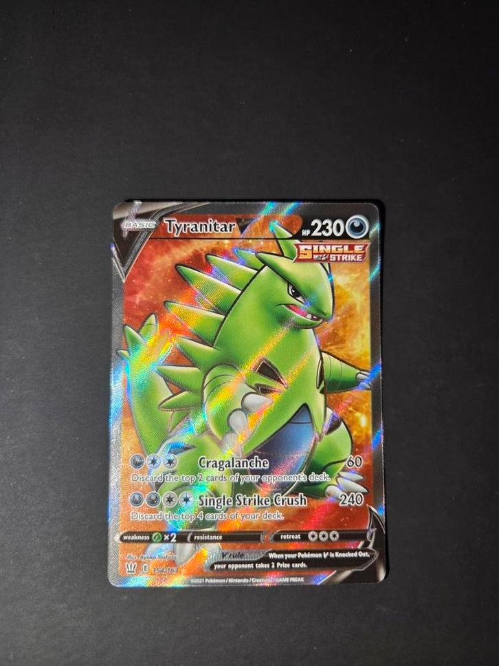 Tyranitar V 154/163 Pokemon Battle Styles, Hobby en Vrije tijd, Verzamelkaartspellen | Pokémon, Zo goed als nieuw, Booster, Foil