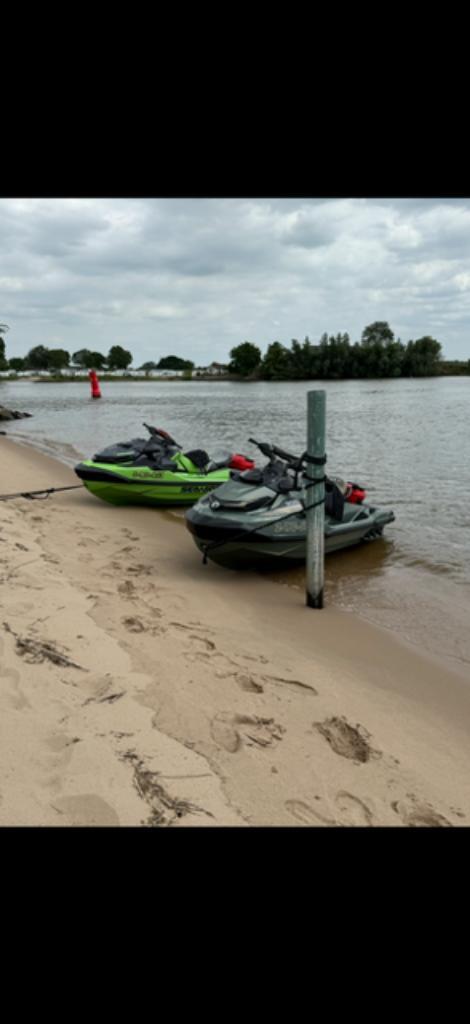 SEADOO RXT  + GTX 300 PK + JETLOADER ZWART led, Watersport en Boten, Jetski's en Waterscooters, Gebruikt, 200 pk of meer, Benzine