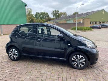 Toyota Aygo 1.0 12V Vvt-i 5DRS 2009 Zwart beschikbaar voor biedingen