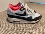 Nike Air Sneakers Maat 37, Ophalen of Verzenden, Gedragen, Grijs, Sneakers of Gympen