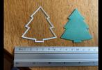 Snijmal kerstboom van Marianne design K333, Hobby en Vrije tijd, Kaarten | Zelf maken, Ophalen of Verzenden, Zo goed als nieuw
