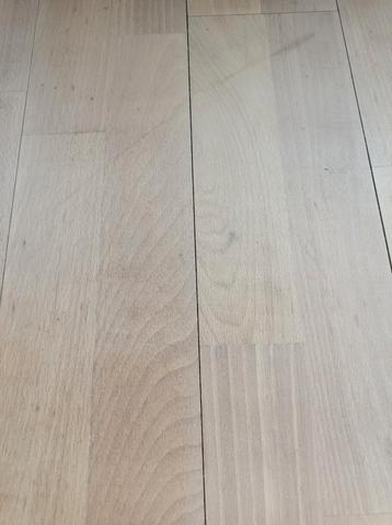 Houten vloer parket 40m2  beschikbaar voor biedingen