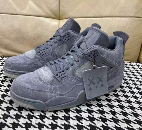 Jordan Air Jordan 4 retro kaws trends helpen vintage basketb, Sport en Fitness, Basketbal, Nieuw, Schoenen, Ophalen of Verzenden