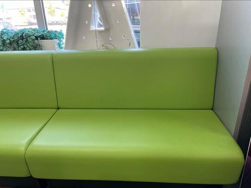 Wandbank groen - 120 cm, Huis en Inrichting, Banken | Sofa's en Chaises Longues, Zo goed als nieuw, Tweepersoons, Minder dan 150 cm