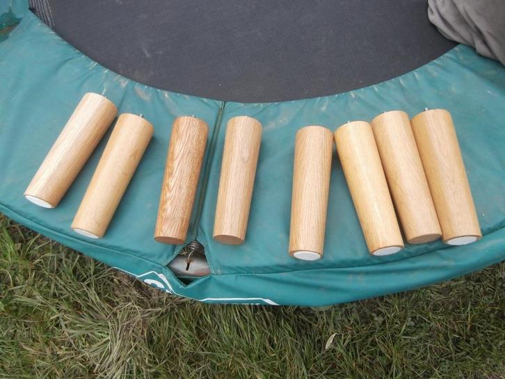 bedpoten stoelpoten tafelpoten poot hout poten met schroef, Huis en Inrichting, Slaapkamer | Bedden, Zo goed als nieuw, Tweepersoons