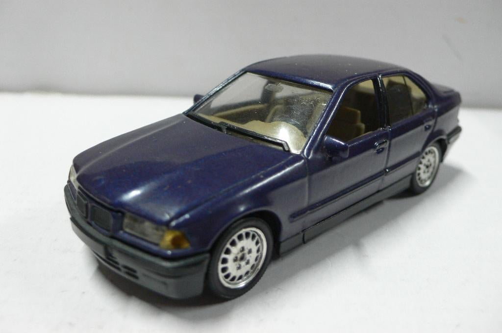 bmw 3 serie e36  - solido   1/43, Hobby en Vrije tijd, Modelauto's | 1:43, Verzenden, Zo goed als nieuw, Auto, Solido